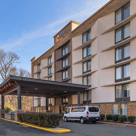 Comfort Inn Charlotte Airport Uptown Екстериор снимка
