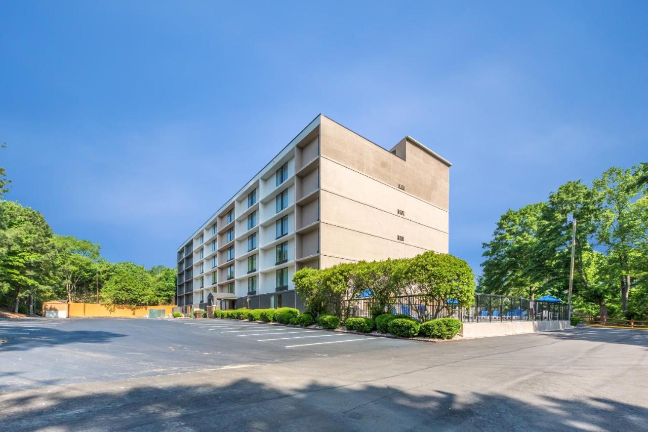 Comfort Inn Charlotte Airport Uptown Екстериор снимка
