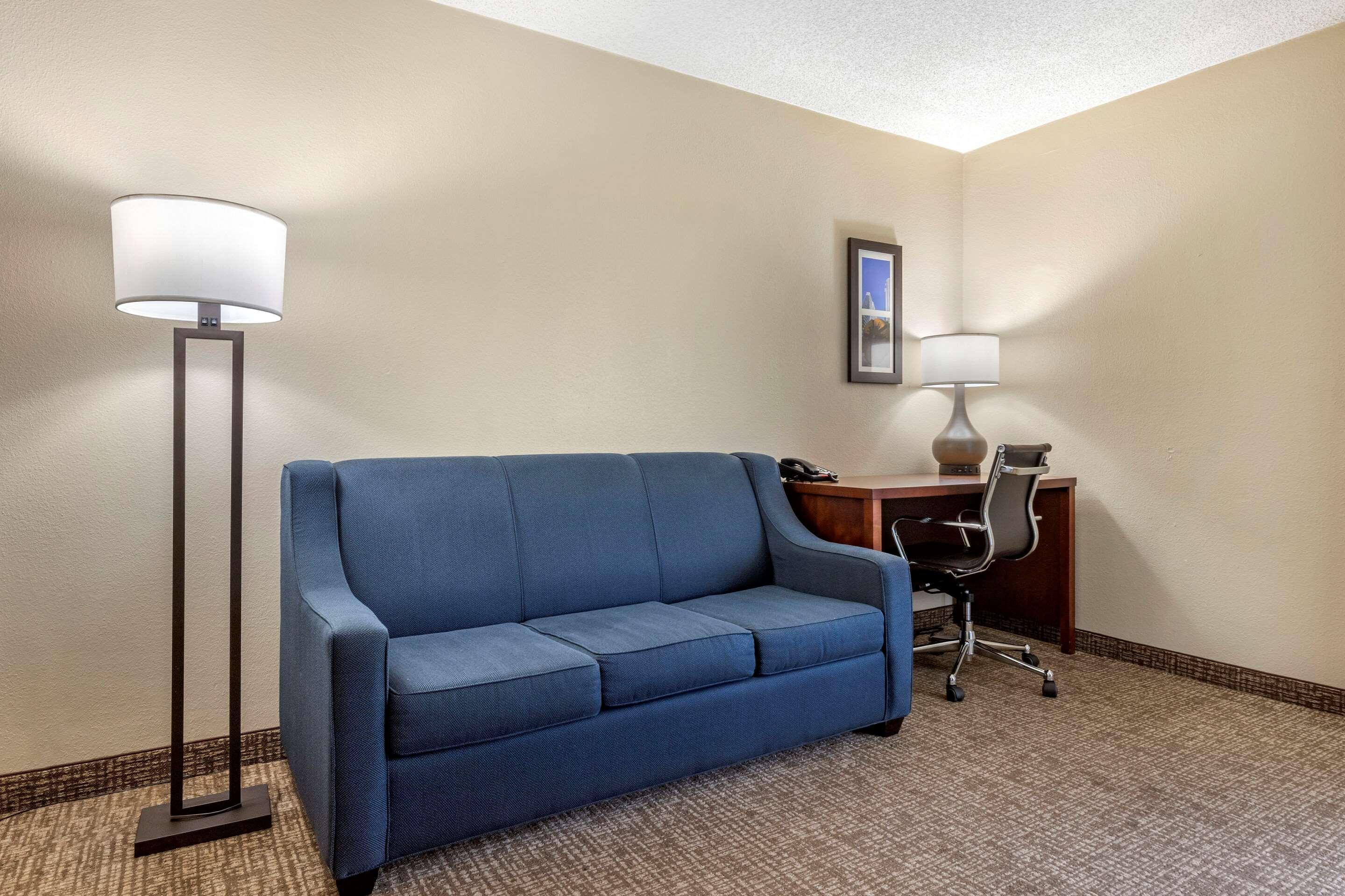 Comfort Inn Charlotte Airport Uptown Екстериор снимка