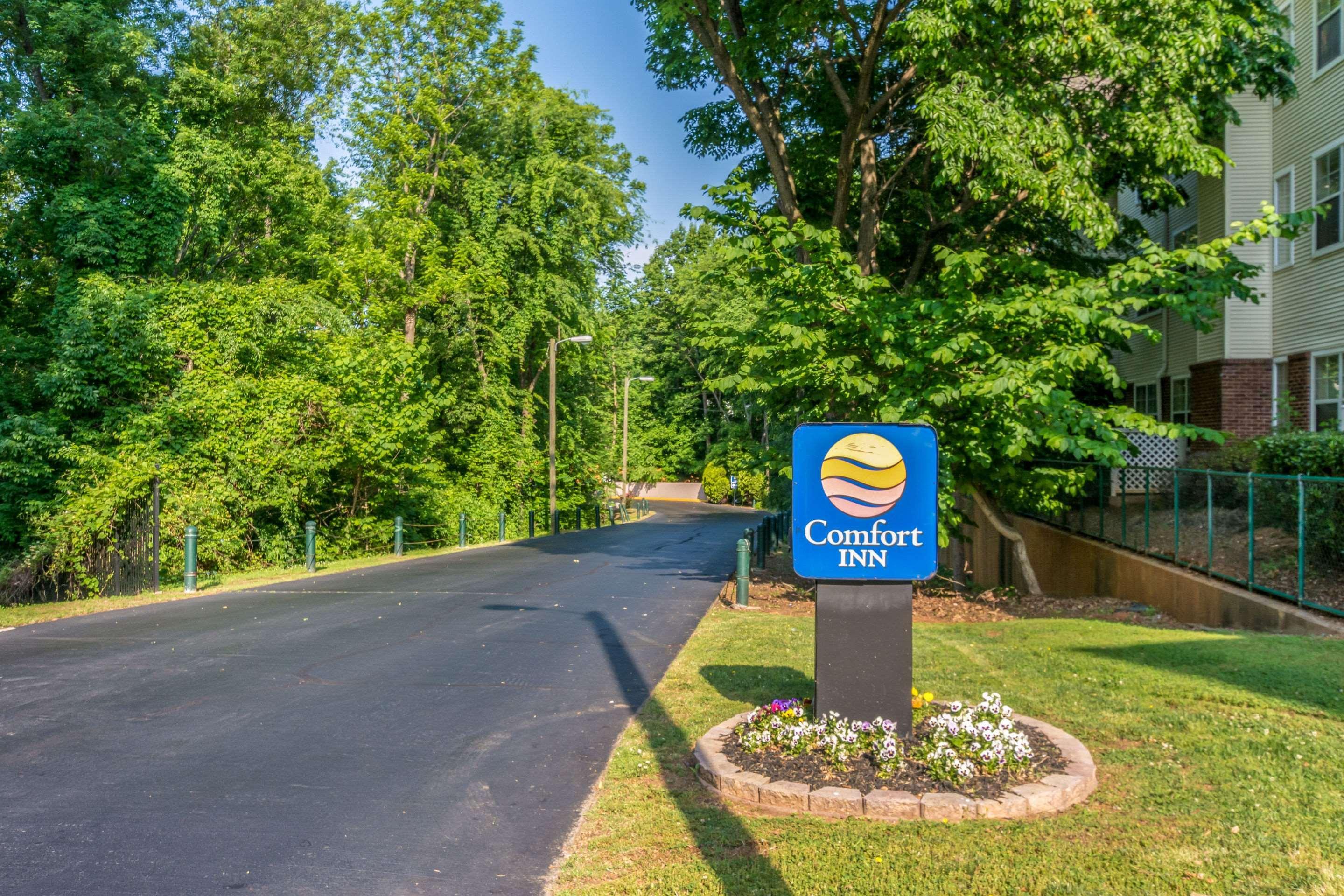 Comfort Inn Charlotte Airport Uptown Екстериор снимка